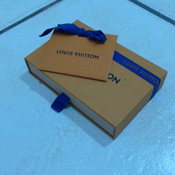 Original Louis Vuitton card case - Picture 1 of 3